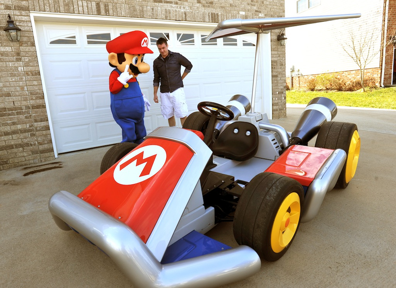 Illustration for article titled Even Banana Peels Can't Stop This Real-Life Mario Kart